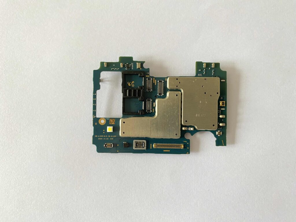 Compatible with Samsung Galaxy A12 models Designed for SM-A125F and A125U variants, this motherboard ensures seamless fit and function for your Galaxy A12 device. Perfect for repair and replacement needs. Unlocked and fully functional This unlocked motherboard supports all network bands and is ready to use without carrier restrictions. Ideal for users seeking a hassle-free replacement solution. Available in multiple storage options Choose from 32GB, 64GB, and 128GB ROM variants to match your storage preference. All versions are tested and confirmed to work properly. Full chips and complete motherboard Includes all essential components with full chips installed. The whole completed motherboard ensures full functionality without missing parts. Used but fully tested and working Condition: Used and good working. Each unit undergoes full QC testing to guarantee performance and reliability upon arrival.