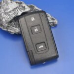 Leo Car Smart Remote Key Shell the Latest Style Is Used 3 Button for Toyota CROWN Prius Vers Corolla (New)