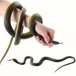 1 2 Fake Snake Prank Toy Scary Simulation Rubber Anaconda Halloween Party Trick Toys (New)